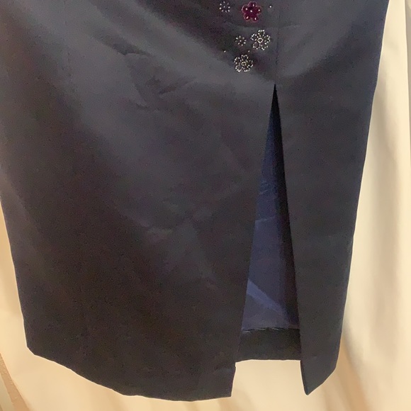 Liz Claiborne navy blue dress with flower beading - Picture 5 of 6